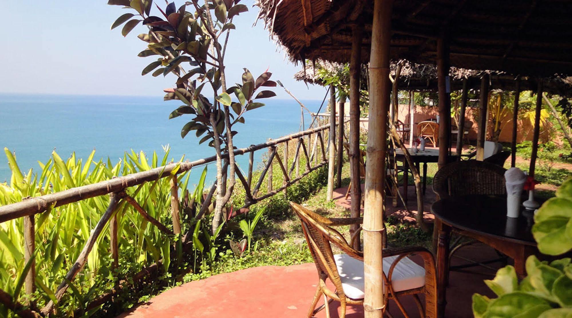 Hotel The Eco Varkala Exterior foto