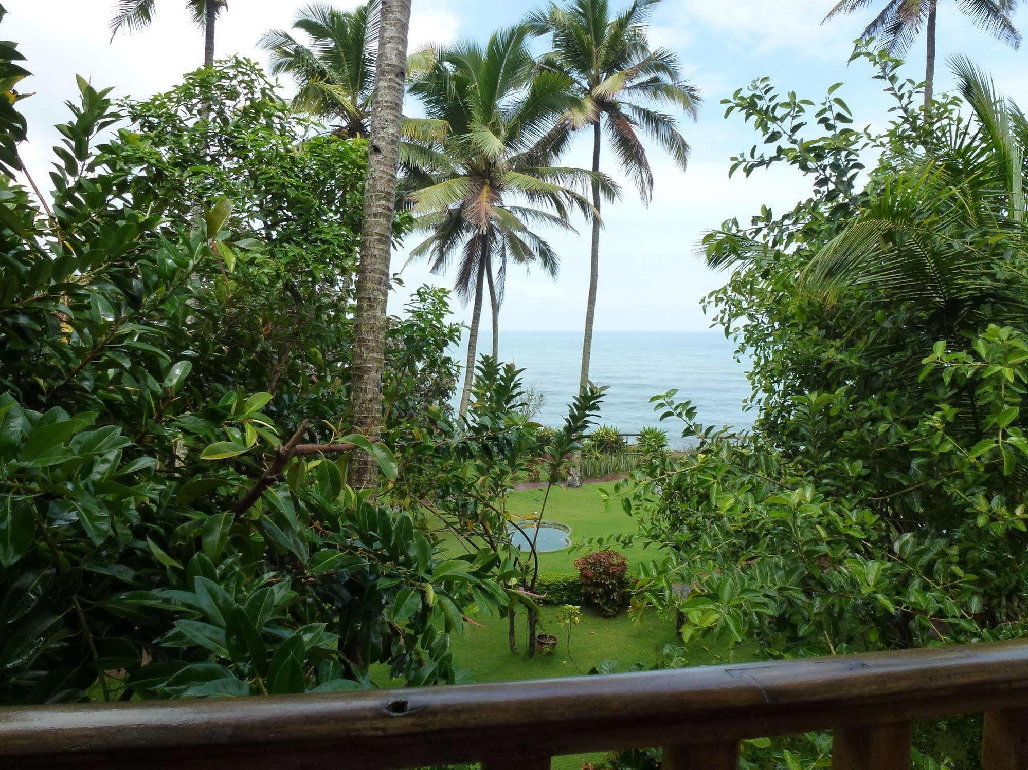 Hotel The Eco Varkala Exterior foto